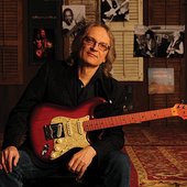 Sonny-Landreth_profile_1000x750px.jpeg