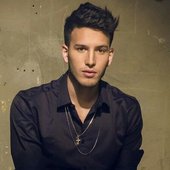 Sebastian-Yatra.jpg