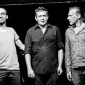 yeliz-trio-lg.jpg