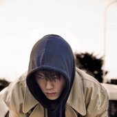 1210261P5-0.jpg