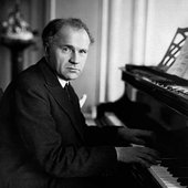 Wilhelm-Backhaus.jpg