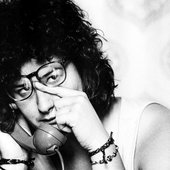 Daniela 1989_06 Occhiali.jpg