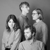 Yumi Zouma.jpg