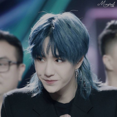AstralStarrz 的头像