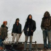More_Fiends_fortified_roof_Malmo_1989.jpg