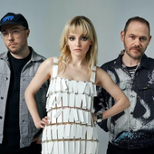 CHVRCHES 2021.png