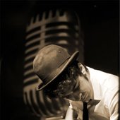 José Vieira - Guitar and Tambourine - Serushiô