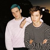 Lauv & Troye Sivan