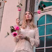 PIAS_BLANCHE_creditMARIEWYNANTS_5-2-2.jpg