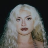 I'm A Hurricane I'm A Woman In Love