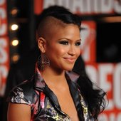 Cassie VMA 09