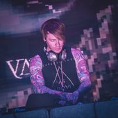 Dj Varien.jpg