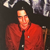 talkshow boy red.png