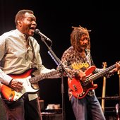 robertcrayband3.jpg