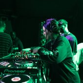 Ephyra DJing