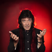 Steve Hackett in red aura