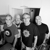 Descendents_LisaJohnson_Web-105.jpg