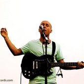 McKay Stevens - vocal, guitar.