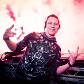 1-Tiesto-cr-Jordan-Loyd-press-dj-real-names-billboard-1548.jpg