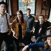 Lumineers-III-press-shot-2019-web-optimised-1000.jpg