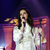 Lana Del Rey On Stage (BERLIN)