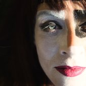 Snazzy makeup!