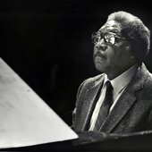 1987 Ellis Marsalis piano.jpg