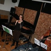 2/5/10, Studio 1510, Oakland - photo by Tom Djll