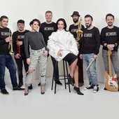 Lela Tsurtsumia and The Band