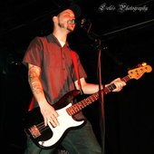 Bret Luginski (bass)