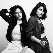 krewella_137.jpg