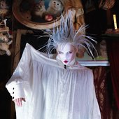 felicita for paper magazine