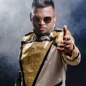 biodata-santesh-penyanyi-lagu-viral-amalina-6.jpg