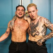 SLAVES_8750_JF_edit_2000.jpg