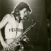 Raphaelle Devins, Cheap 'n 'Nasty saxophone player