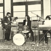 I-Cocai__italian-pop-prog-rock-band_live_170s_pix