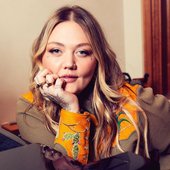 elle king2.jpg
