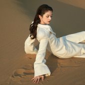傅菁