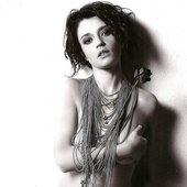 carmen-consoli-sexy-hot.jpg