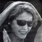 Pari Zangeneh