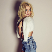 PIXIE LOTT