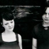 The White Stripes.