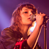 Chvrches Live 2013