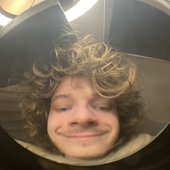 GHemtdEXcAALoy9.jpg