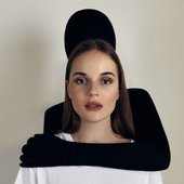 TqokdRjjfW4.jpg