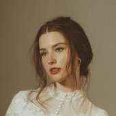 isabel.jpg