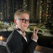 Taeil BLOCK B