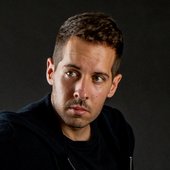 AR7ANIS_portrait1.jpg