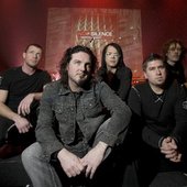 100252-groupe-noir-silence.jpg