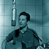 lonnie-donnegan-in-studio.png